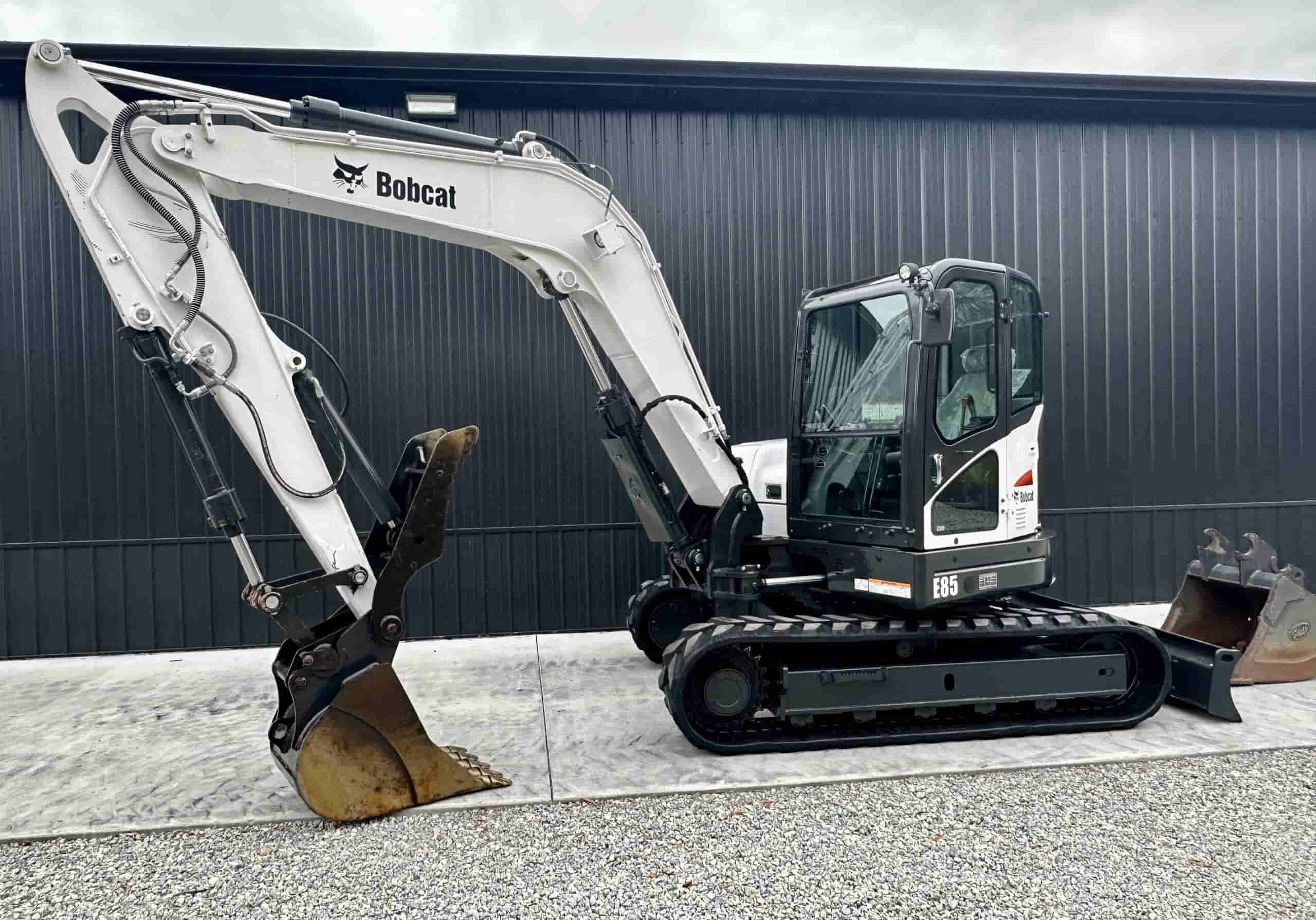 2017 BOBCAT E85
